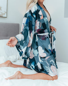 Silver Lining Short Kimono Robe